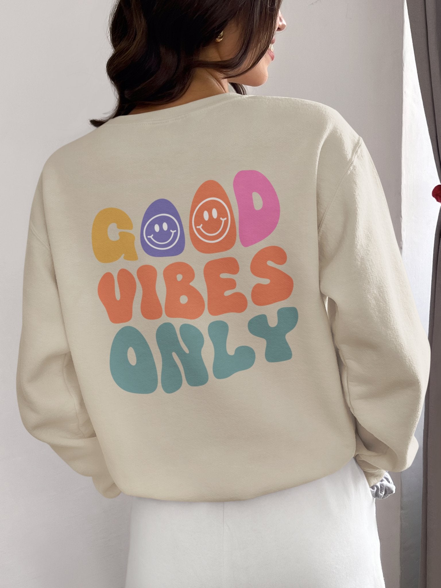 Crewneck Sweatshirt, Choose Happy & Good Vibes Only, Positive Message Retro Design, Unisex Jumper Top, Smiley Face Graphic, Dark Green, - EternalAscension