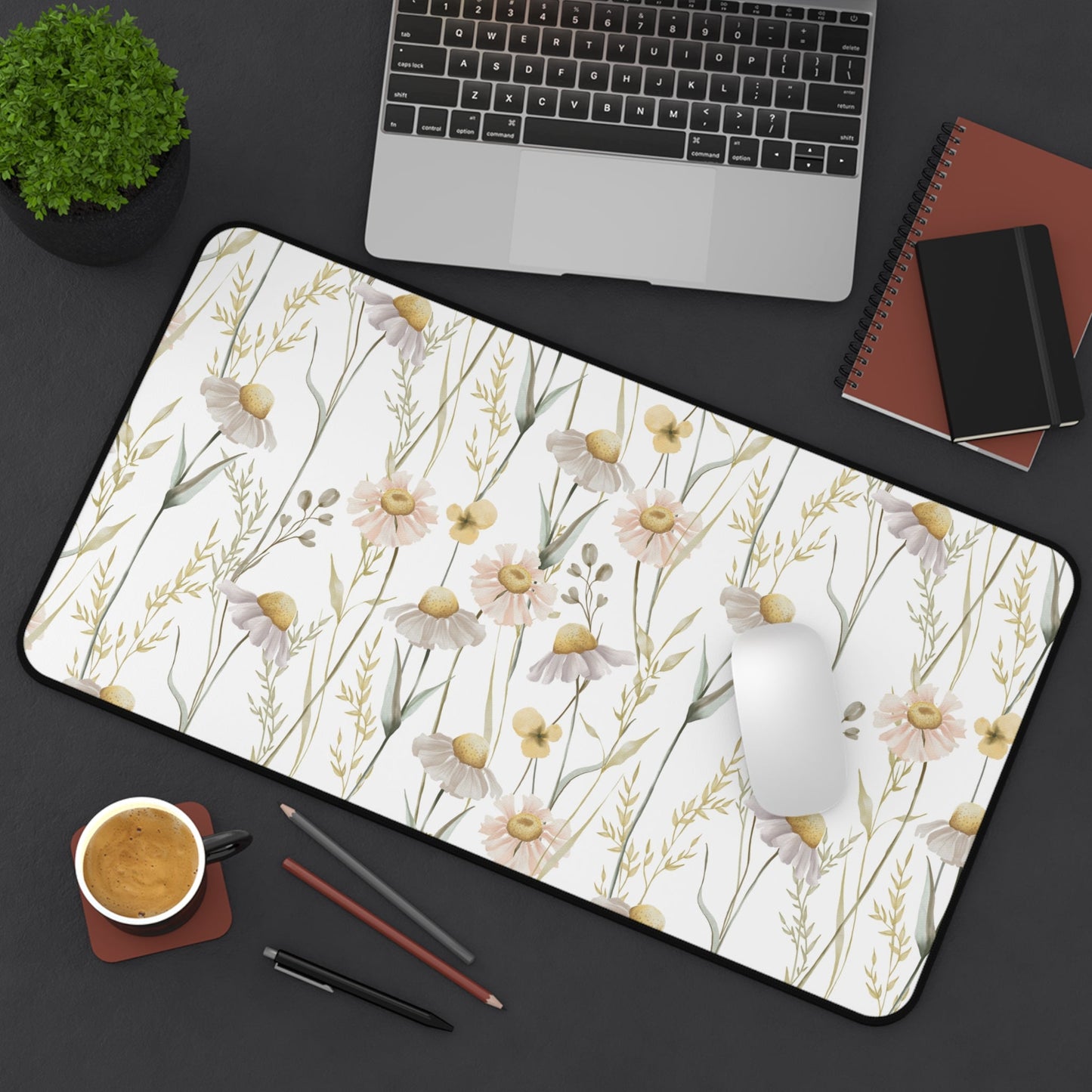 Daisy Floral Desk Mat - EternalAscension