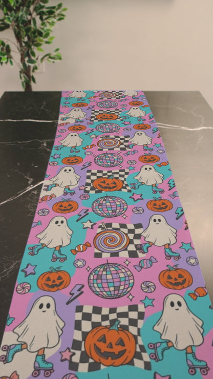 Groovy Halloween Table Runner, Retro Ghost Table Runner, Pink Spooky Table Decor, Cute Pumpkin Dining Table Runner, Fall Party Decor Gift